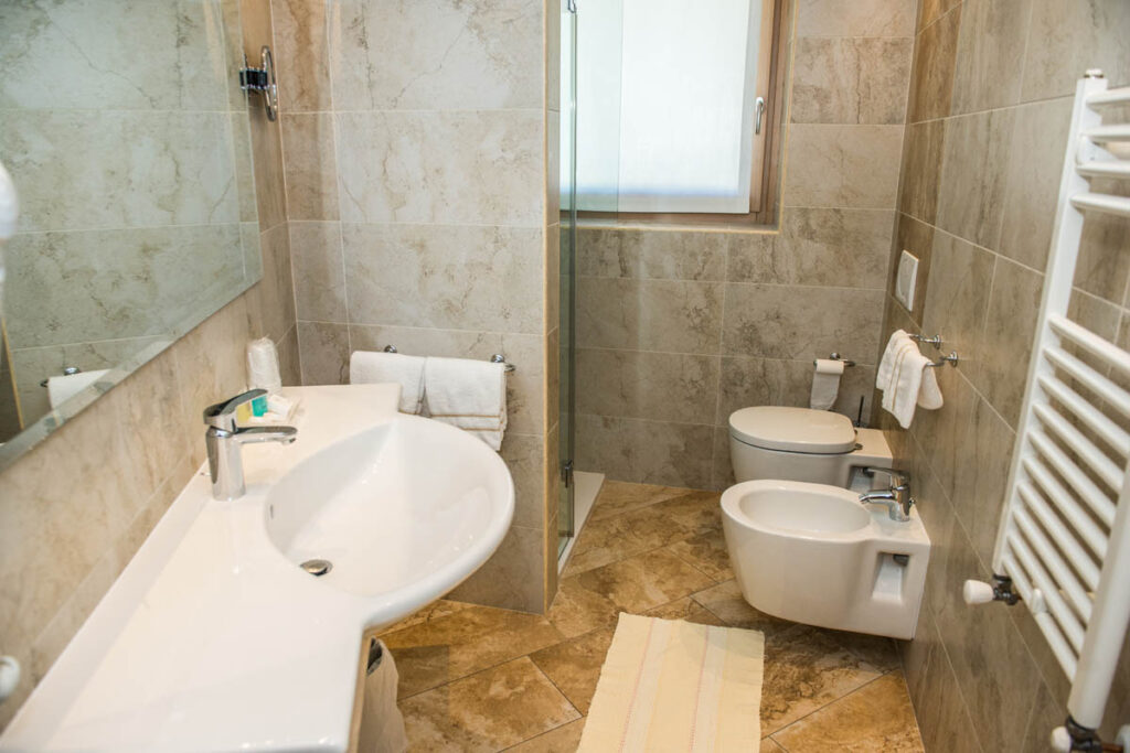 bagno camera elegance - hotel alba Livigno