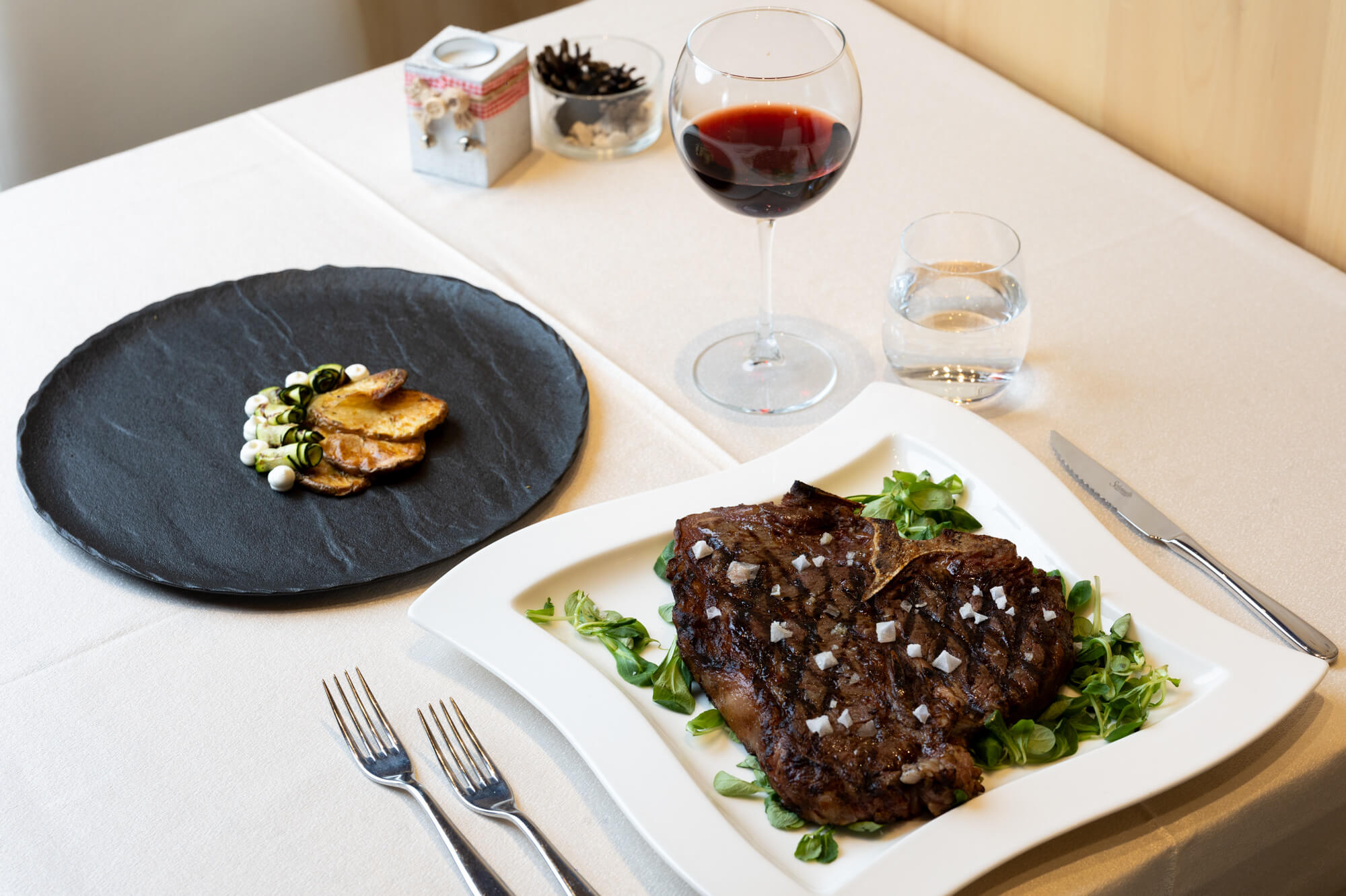 piatto di carne al ristorante dell'hotel Alba a Livigno